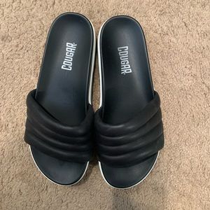 COUGAR platform sandals 7